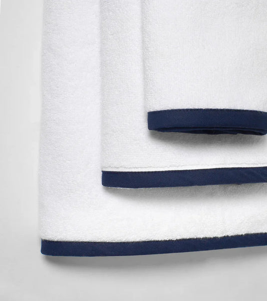 White Cotton Bath Towel With Navy Borders - Pack Of 3 - Gharaana