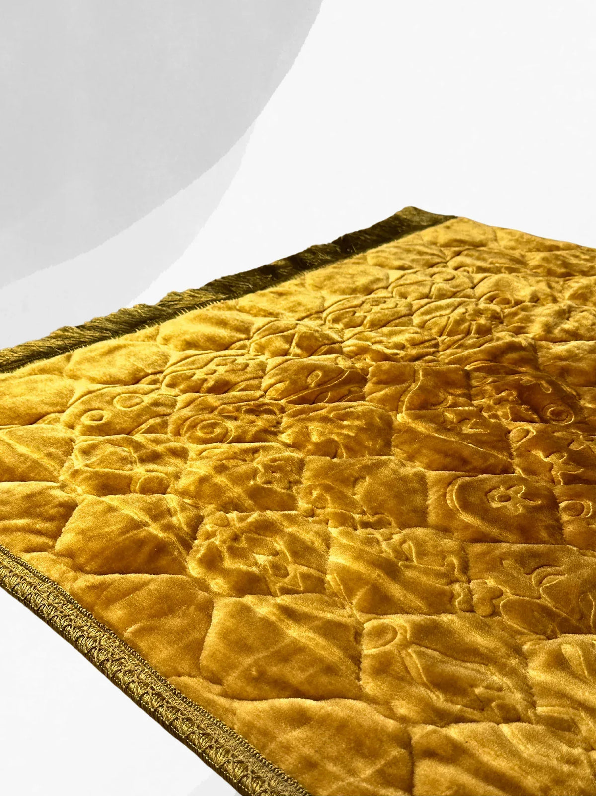 Premium Velvet Embossed Prayer Mat / Jaye Namaz - Gharaana