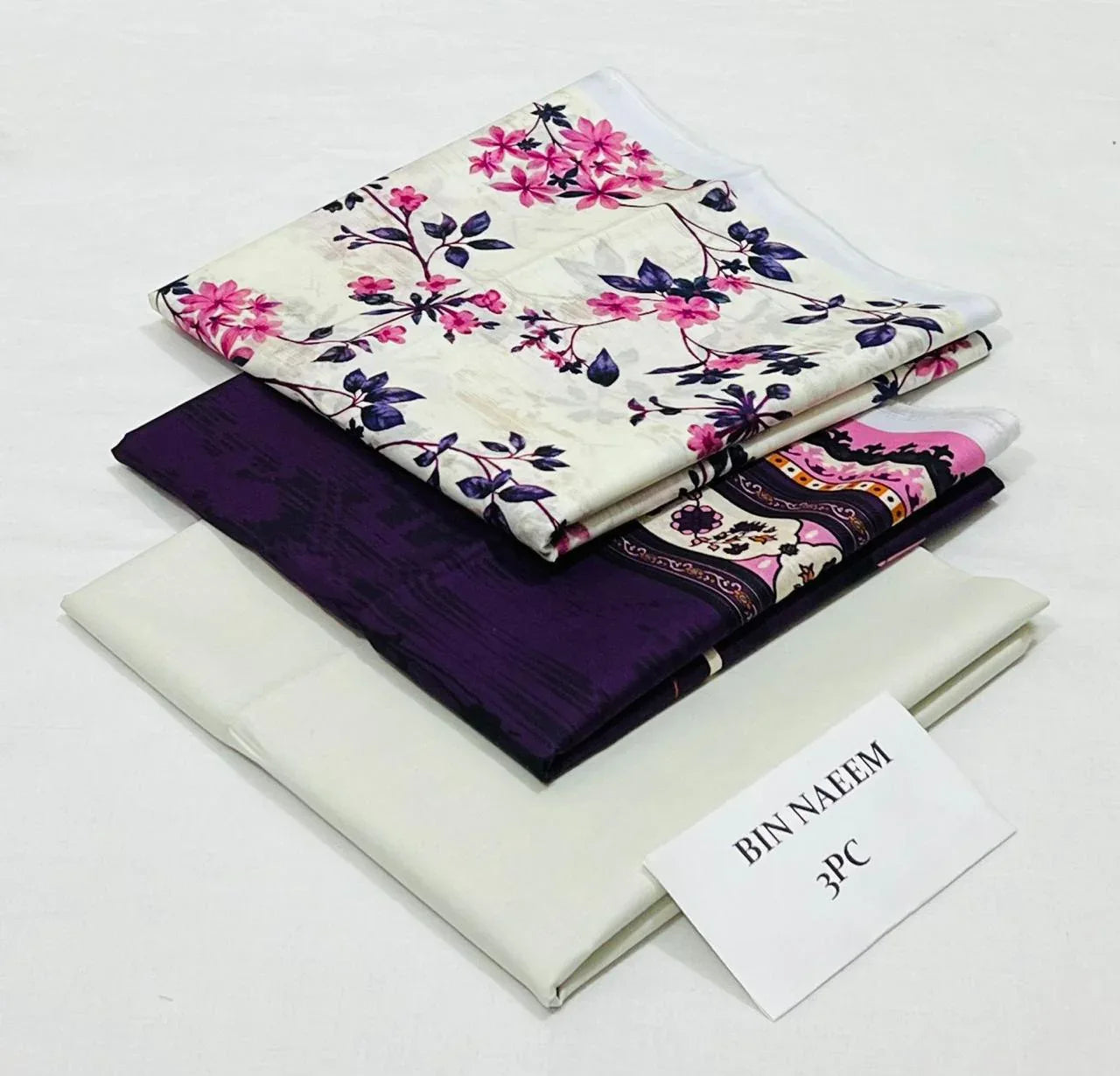 Lawn printed 3 Piece Suit - 10 - Gharaana